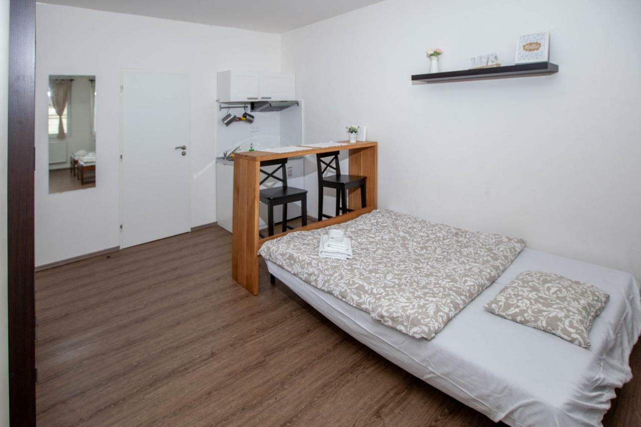 Zizkov Cosy Studio Apartments Πράγα Εξωτερικό φωτογραφία